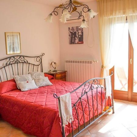 B&B "Za' Vittoria"#Lagodibomba Exteriör bild