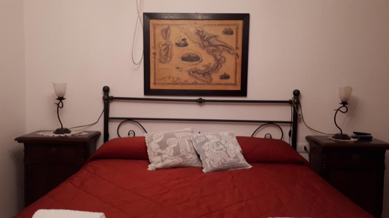 B&B "Za' Vittoria"#Lagodibomba Exteriör bild