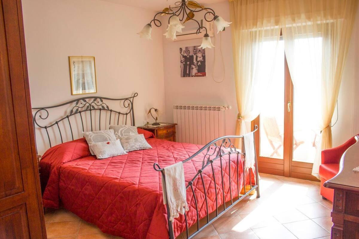 B&B "Za' Vittoria"#Lagodibomba Exteriör bild